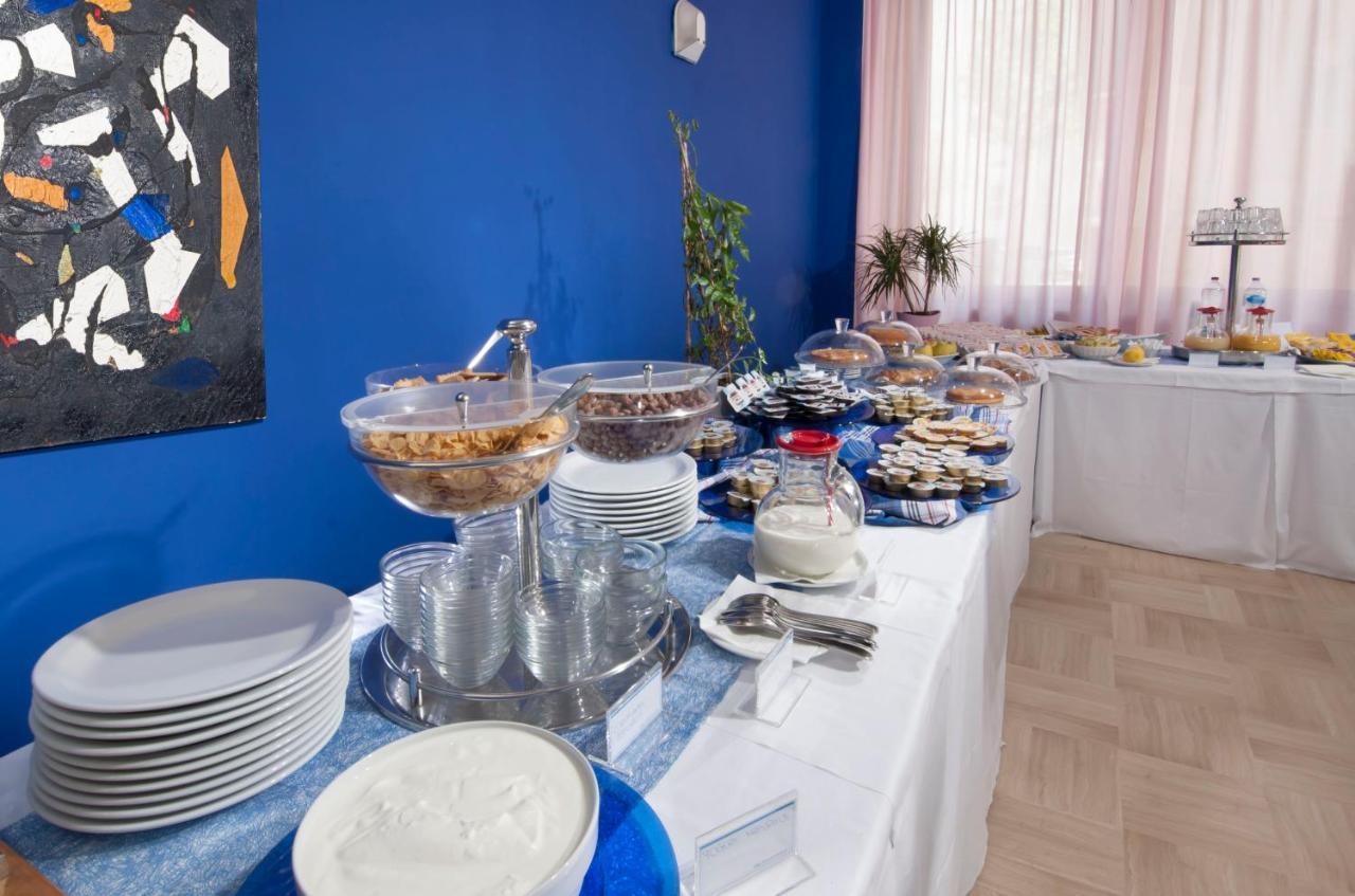 Hotel Holiday Sunshine Summer Misano Adriatico Exterior foto