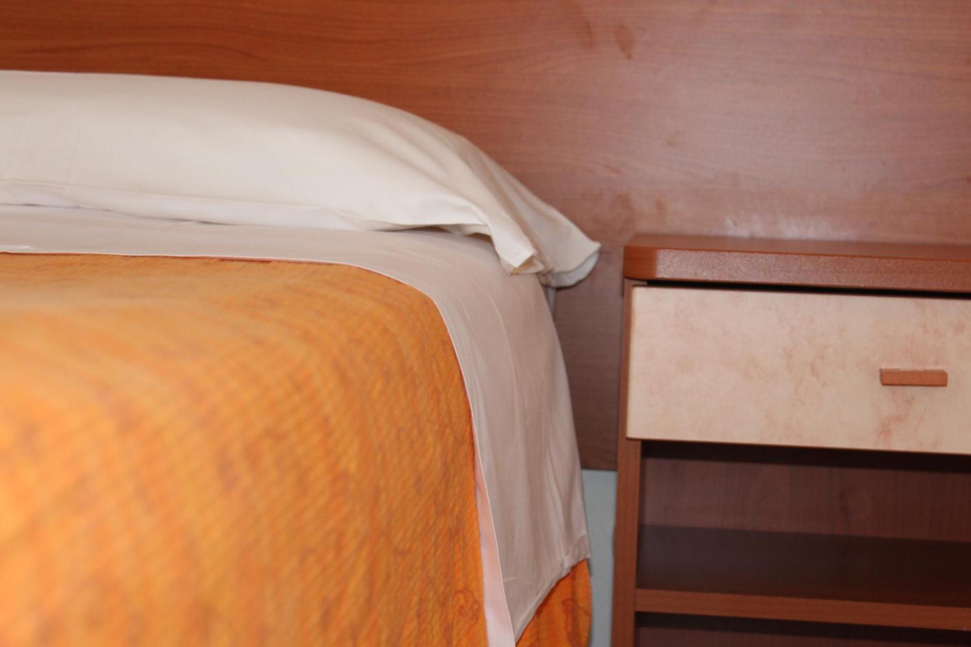 Hotel Holiday Sunshine Summer Misano Adriatico Quarto foto